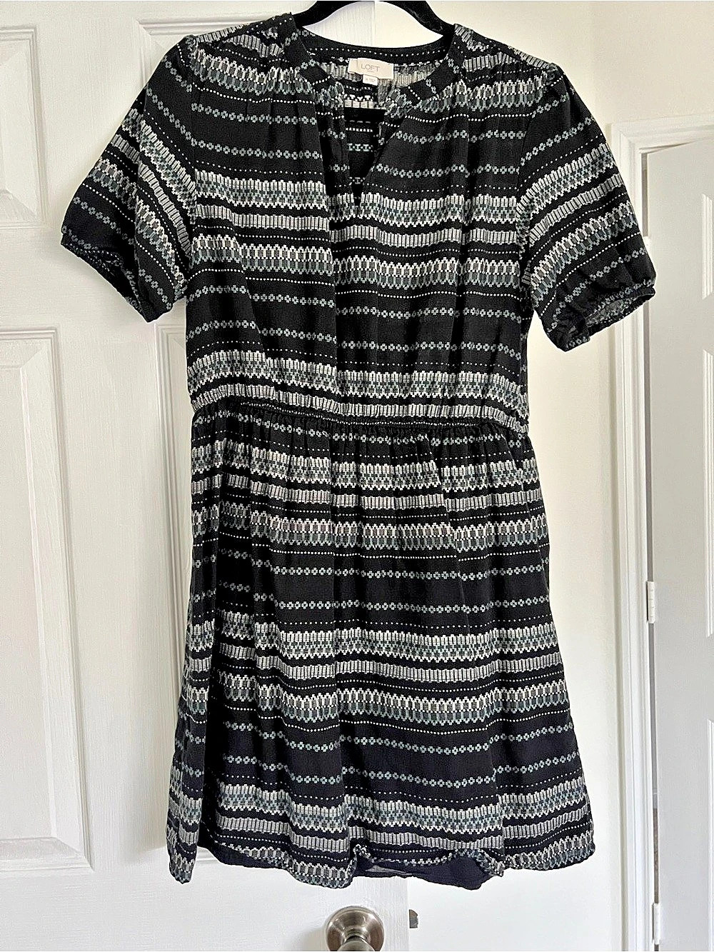 LOFT Geometric Mini Dress in Black & White Like New